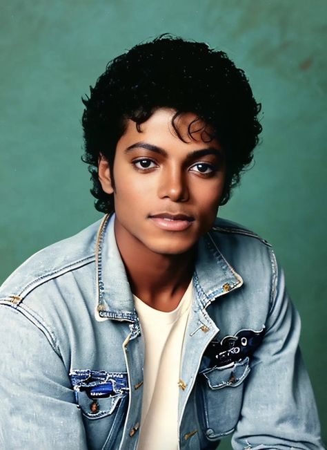 Prince Michael Jackson, Tupac Pictures, Michael Jackson Rare, Photos Of Michael Jackson, Michael Jackson Thriller, Michael Jackson Smile, Michael Jackson Pics, Black Actors, Anthony Davis