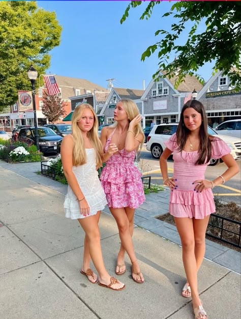 Coastal Preppy Outfits, Southern Preppy Aesthetic, Cape Cod Outfit, Cape Cod Summer, Southern Preppy, Rush Outfits, Fancy Fits, Southern Fashion, Preppy Southern