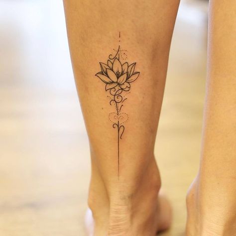 Ankle Tattoo Lotus, Ankle Tattoos For Women With Meaning, Back Ankle Tattoos For Women, Cool Ankle Tattoos, Women Ankle Tattoos, Tattoos For Women Ankle, Small Ankle Tattoos For Women, Simple Cover Up Tattoos, Pretty Tattoo Ideas