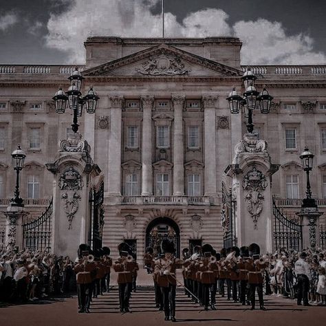 American Royals, British Prince, England Aesthetic, Crown Aesthetic, Royal Family England, Royal Blood, Royalty Aesthetic, Royal Aesthetic, Modern Princess