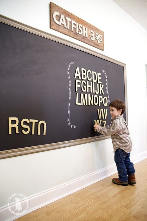 how to make a magnetic chalkboard Magnetic Chalkboard Wall, Chalkboard Wall Bedroom, Magnetic Paint, Living Room Reveal, Magnetic Chalkboard, Living Room Redo, Chalkboard Wall, Wall Bedroom, School Room