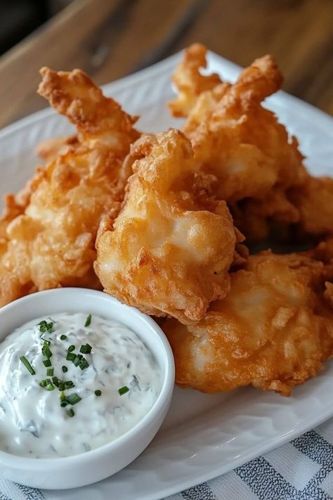 Long John Silver’s Batter - Taste Of Recipe Shrimp Batter, Long John Silvers Batter, Fish Batter, Traditional Fish And Chips, Best Freeze Dried Food, Long John Silver, Beer Battered, Batter Recipe, Battered Fish