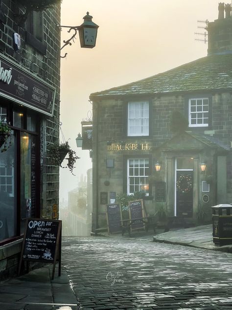 Small Town Mystery, British Aesthetic, England Aesthetic, Foggy Day, Cold Morning, Irish Sea, Black Bull, Isles Of Scilly, Dream City