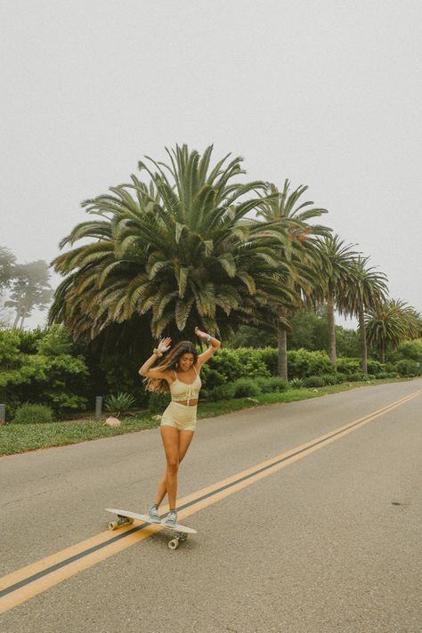 Long Boarding Aesthetic, Girl Skateboarding Aesthetic, Australian Girl Aesthetic, Long Board Aesthetic, Longboarding Aesthetic, Longboard Aesthetic, 70s Surf, Surfer Girl Aesthetic, Mermaid Friends