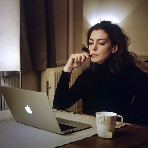 Woman Working At Desk, Intern Aesthetic, Study Aesthetics, Office Aesthetic, Fall Semester, Academic Validation, Uni Life, Spotify Playlists, Study Aesthetic