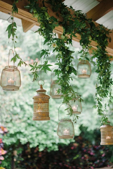 10 Easy And Effective Ways To Create A Relaxing Garden Retreat Summer Outdoor Decor, نباتات منزلية, Stil Boho, Hippie Home Decor, House Things, Boho Dekor, Fake Plants, Small Balcony, Landscape Ideas