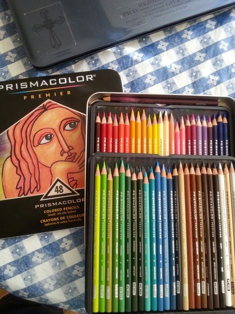 My favorite pencils!  Prismacolors Prisma Colour Pencils, Art Supplies Aesthetic Pencils, Art Pencils Aesthetic, Prismacolor Colored Pencils, Prisma Color Pencils, Coloring Pencils, Colored Pencils Aesthetic, Color Pencils, Art Supplies List