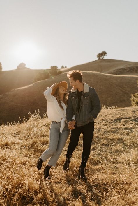 Mt Tamalpais, Colorado Photos, Pre Shoot, Boho Photoshoot, Mount Tamalpais, Fall Photo Shoot Outfits, Dallas Engagement, Engagement Picture Outfits, Fall Engagement Pictures