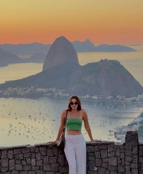 Brazil Aesthetic, Brazil Vacation, Rio Photos, Summer Picture Poses, Beach Photography Poses, Fashion Photography Poses, Foto Poses, Photo Styling, Summer Pictures