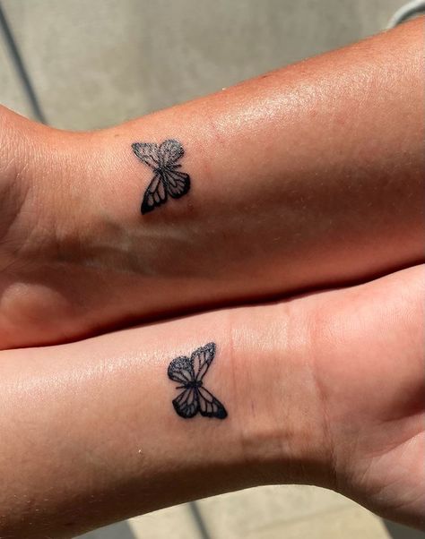 Small Matching Tattoos Butterfly, Small Wrist Tattoos For Best Friends, Butterfly Tattoo For Best Friends, Matching Tattoos For Best Friends Butterflies, Butterfly Tattoo Hand Wrist, Matching Mother Daughter Butterfly Tattoos, Butterfly Tattoo For Friends, Cute Butterfly Tattoos On Wrist, 3 Small Butterflies Tattoo On Wrist