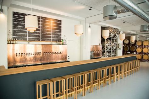 Brewery Interior, Brewery Bar, Brewery Design, Wit And Delight, Brew Pub, Luxury Boutique Hotel, Craft Brewery, Beer Bar, Tap Room