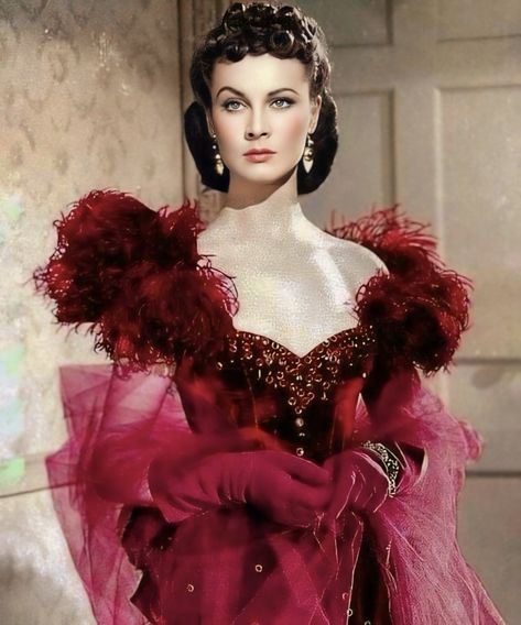 Gone With The Wind Dresses, Burgundy Ball Gown, Vivian Leigh, Classic Hollywood Glamour, Vintage Hollywood Glamour, Vivien Leigh, History Fashion, Old Hollywood Stars, Classic Actresses