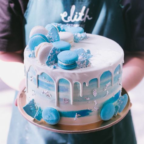 Ice Blue Birthday Theme, Baby Blue Cake Birthday, Light Blue Cake Birthday, Blue And Silver Birthday Cake, Blue Bday Cake, Cake Blue Birthday, Pastel Blue Cake, Blue Fondant Cake, Blue Themed Cake