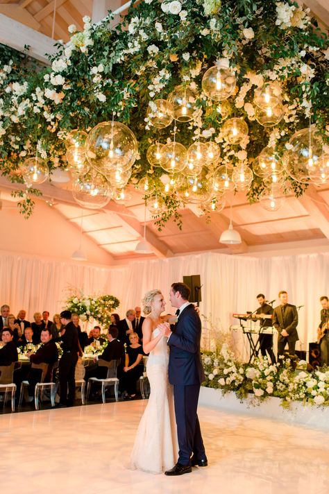 Hanging Flowers Wedding, Reception Ceiling, Indoor Garden Party, Indoor Garden Wedding, Wedding Ceiling, Indoor Wedding Receptions, Rustic Wedding Decorations, Dance Floor Wedding, Garden Wedding Reception