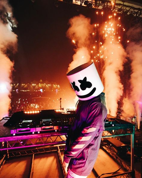 Marshmello Face, Marshmallow Pictures, Marshmello Dj, Marshmello Wallpapers, Joker Photos, Murugan Wallpapers, Edm Dj, Joker Hd Wallpaper, Dj Images Hd