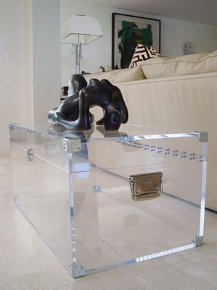 Serge de Troyer lucite trunk Space Aesthetics, Plexiglass Table, Trunk Coffee Table, Lucite Furniture, Acrylic Coffee Table, Acrylic Furniture, Random Inspiration, Acrylic Box, Decoration Design