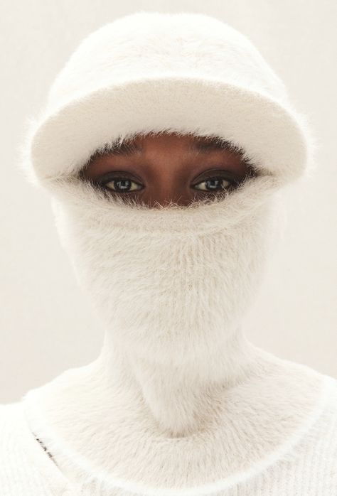 Headgear Aesthetic, Trashy Fashion, Texture Clothing, Tropical Art Print, Moon Boots, Celebrity Houses, White Texture, Fashion Studio, Photography Inspo