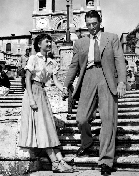 Roman Holiday Movie, Audrey Hepburn Outfit, Audrey Hepburn Roman Holiday, Audrey Hepburn Inspired, Audrey Hepburn Photos, Eliza Doolittle, Holly Golightly, Chace Crawford, Gregory Peck