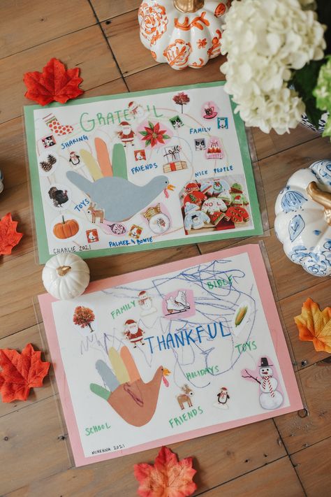 November Placemats Preschool, Thanksgiving Placemats Preschool With Picture, Thanksgiving Table Place Cards Diy Kids, Thanksgiving Toddler Placemats, Thanksgiving Placemats Patterns, Paper Placemats Ideas Diy, Diy Thanksgiving Placemats For Kids, Toddler Crafts Thanksgiving, Thanksgiving Placemats Kids Diy