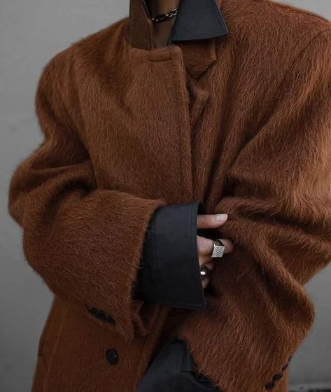 Luxury Oversized Down Outerwear, Luxury Brown Casual Outerwear, Luxury Classic Lambswool Outerwear, Madewell 2022, Alpaca Coat, Oversized Wool Coat, Alpine Style, Autumn Trends, Coat Trends