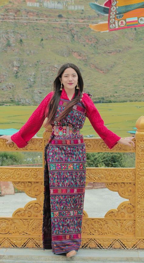 Bhutanese Traditional Dress, Bhutan Traditional Dress, Traditional Nepali Clothing, Nepali Traditional Dress Women, Tibetan Chuba Dress, Nepali Dress Aesthetic, Tibetan Dress Traditional, Chupa Tibetan Dress, Nepali Dress Traditional