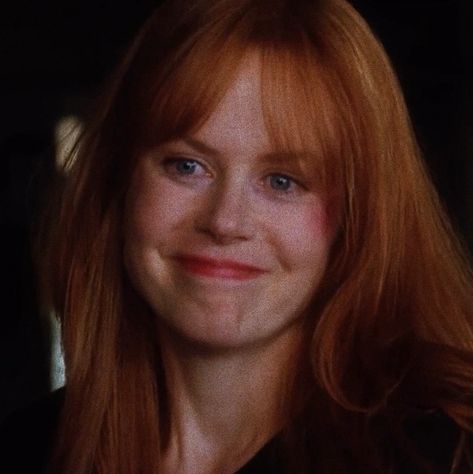 Gillian Owens Hair, Nicole Kidman Red Hair, Nicole Kidman Practical Magic Hair, Witchy Haircut, Practical Magic Hair, Ginger Celebrities, Nicole Kidman Hair, Ginger Bangs, Witchy Autumn