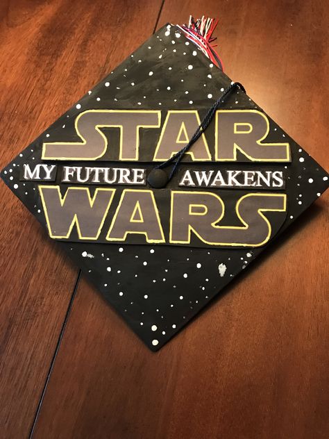 Star Wars graduation cap idea. My future awakens. // follow us @motivation2study for daily inspiration Star Wars Graduation Cap, Star Wars Graduation, Masters Graduation Pictures, Teacher Graduation Cap, Creative Graduation Caps, Graduation Cap Ideas, Disney Graduation, College Grad Cap Ideas, Grad Cap Decorated