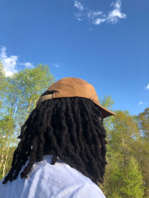 Loc Head Wrap Styles Men, Locs Vision Board, Hats Over Locs, Thick Dreads Men, Long Freeform Locs, Thick Dreads Styles For Men, Hats With Locs, Locs With Hats, Thick Locs Men