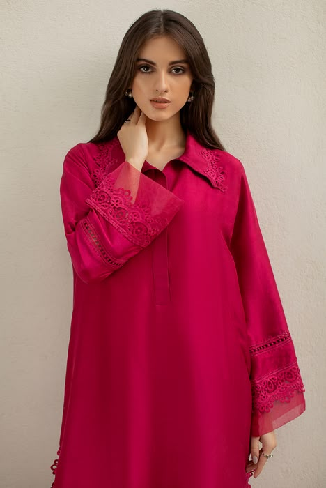 Magenta Affair (KUT243) Deepak Perwani, Cutwork Lace, Simple Kurta, Suit Casual, Salwar Kamiz, Casual Indian Fashion, Dress Design Patterns, Muslimah Aesthetic, Designer Dresses Casual