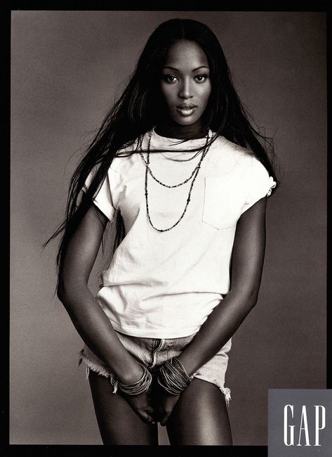 42 Celebs You Totally Forgot Were In Gap Ads+#refinery29 Naomi Campbell 90s, Gap Ads, Fashion Guys, Celebrity Quiz, Models 90s, 90s Models, Steven Meisel, Short Models, Naomi Campbell