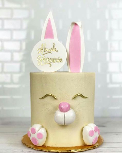 Easter Cakes, Card Holder, Place Card Holders, Easter, Cake