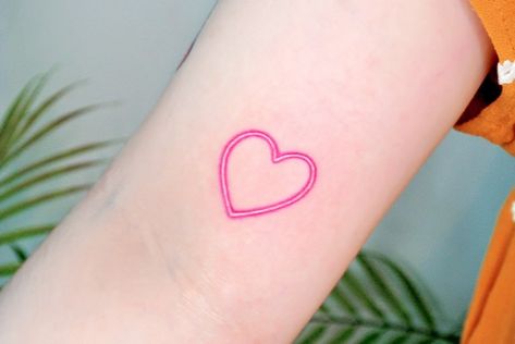 Related Tattoos, Pink Tattoo, Shape Tattoo, Small Pretty Tattoos, Punk Pins, Heart Tattoo Designs, Line Tattoos, Skin Art, Pretty Tattoos