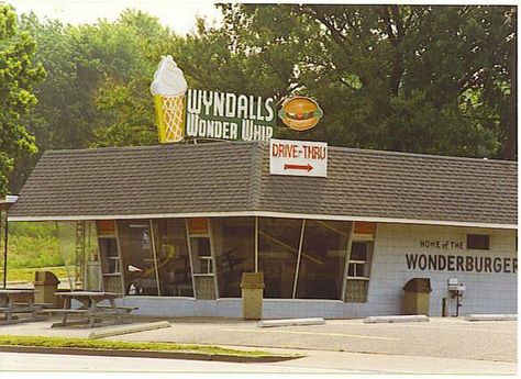 Wonder Whip, Owensboro Kentucky Wonder Whip, High School Jobs, Owensboro Kentucky, Owensboro Ky, Online Quizzes, My Old Kentucky Home, Fun Quizzes, Travel Time, Blue Moon