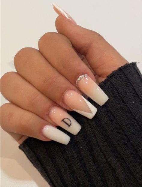 Ballerina Nails Inspiration, Nails Guys, Nails With Letters, Trending Summer Nails, Nails Inspired, Hippie Nails, Spring Nail Designs, Subtle Nails, Wedding Mehndi