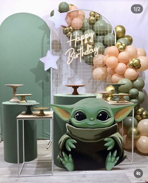 Baby Yoda Baby Shower Ideas, Baby Yoda Birthday Party Ideas, Baby Joda, Bebe Yoda, Yoda Party, Baby Boy 1st Birthday Party, Star Wars Birthday Party, Baby Boy 1st Birthday, Birthday Party Planning