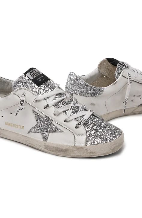 Sparkly Golden Goose, Golden Goose Glitter, Adidas Gazelle Women, Golden Goose Sneakers Outfit, Golden Goose Outfit, Girly Clothes, Pointed Ankle Boots, Golden Goose Superstar, Top Sneakers Women