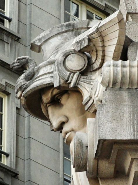 Art Deco Arte Art Deco, Deco Statue, Architecture Sculpture, Nouveau Architecture, Architectural Sculpture, Art Deco Sculpture, Art Deco Buildings, Art Deco Architecture, Art Video