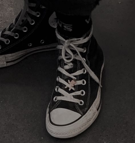 Converse Aesthetic, Aesthetic Shop, Converse Sneakers, The Story, Converse, Wattpad, Black And White, Sneakers, White