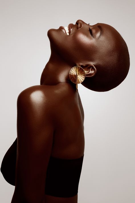 High Fashion Jewelry Photography, Hayet Rida, Fashion Jewelry Photography, High Fashion Jewelry, African Models, Glam Photoshoot, Dark Skin Beauty, Beauty Shoot, Photoshoot Concept