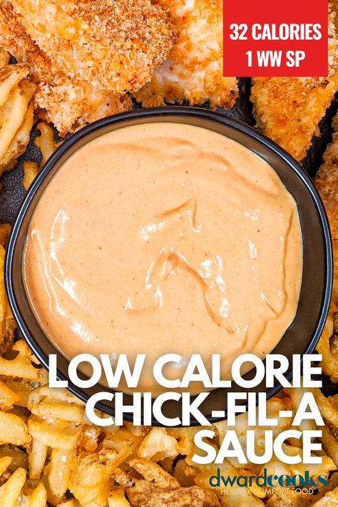 healthy copycat chick-fil-a sauce recipe Weight Watchers Chick-fil-A low calorie condiment Low Calorie Condiments, Chicken Dipping Sauce, Sweet And Tangy Bbq Sauce, Creamy Honey Mustard, Low Calorie Sauces, Ww Dinner, Copycat Chick Fil A, Low Calorie Chicken, Chick Fil A Sauce