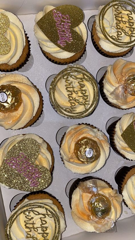 19th Birthday Cupcakes, 21st Cupcakes, Cake Snapchat, Bday Vibes, Wax Seals Diy, Cake Story, Abstract Face Art, 19th Birthday, Home Bakery