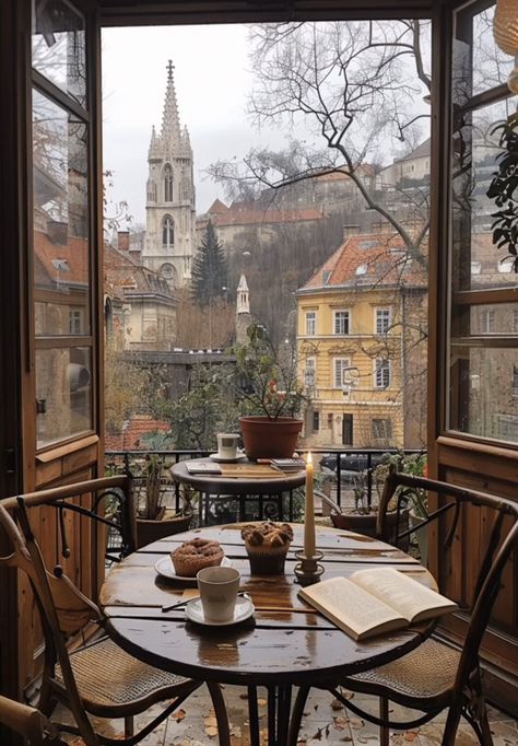 Cozy City Aesthetic, Rainy Room, Cafe Autumn Aesthetic, Rainy Day Coffee Aesthetic, Coffee Shop Rainy Day, Rainy Coffee Shop Aesthetic, Cozy Cafe Aesthetic Rainy Day, England Aesthetic, Coffee Shop Aesthetic