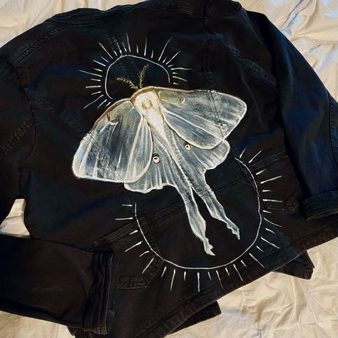 Upcycled Jacket Jean Jacket Bleach Art, Moth Jacket, Bleach Shirt Diy, Upcycled Jackets, Bleach Shirt, Shirt Diy, Bleach Art, Luna Moth, California Art