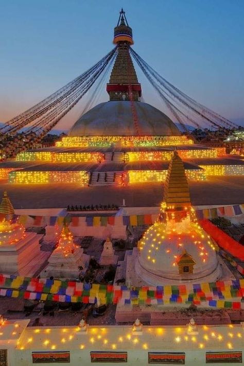 Boudhanath Stupa, Nepal Food, Nepal People, Himalayas Nepal, Bhutan Travel, Nepal Culture, Nepal Kathmandu, Kathmandu Valley, Nepal Travel