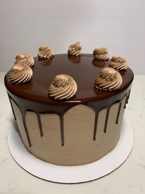 Ganache Drip, Chocolate Cake Designs, Ganache Cake, Buttercream Filling, Cakes For Men, Chocolate Buttercream, Cake Chocolate, Custom Cakes, Cake Designs