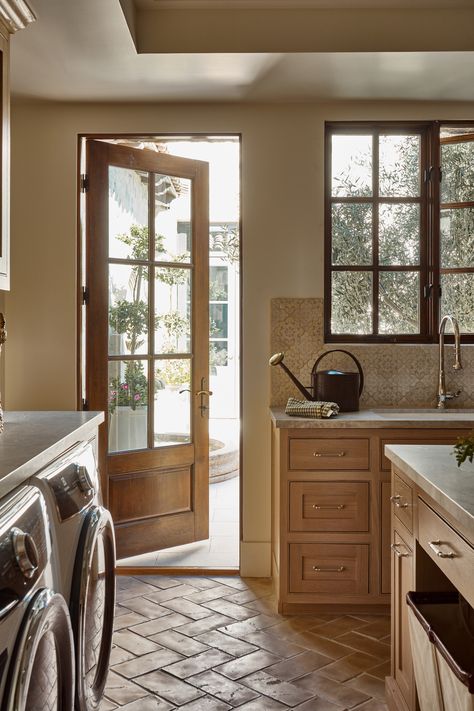 Centered Rustic Transitional Kitchen, Rustic European, Rustic Transitional, Cottage In The Woods, Transitional Kitchen, Materials And Textures, Interior Photography, Beautiful Backdrops, Remodeling Projects