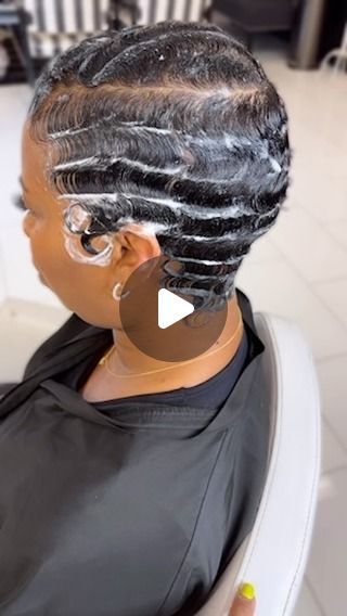 Darshel Renee on Instagram: "#waves #pincurls #dfwhairstylist #pixiecut" Fingerwaves Long Hair, Wave Short Hairstyles, Fingerwaves Short Hair Black, Finger Waves Natural Hair, Finger Waves For Black Women, Finger Waves Short Hair, Kaftan Styles, Short Hair Waves, Waves Hair