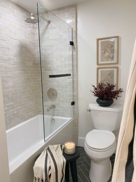 Guest Bathroom Remodel UPdate — House of Hanes Tub Shower Glass, Full Guest Bathroom, Bathroom Ideas With Tub, Bathroom And Walk In Closet, Bathroom With Tub, Small Bathtub, Guest Bathroom Remodel, Bathtub Doors, Shower Glass