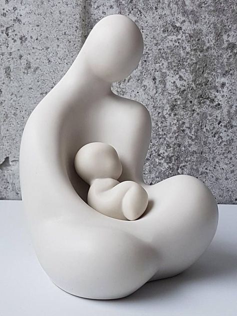 Mother And Child Sculpture, Easy Clay Sculptures, Soap Stone, Ceramic Sculpture Figurative, Sculpture Art Clay, Ceramic Artwork, Diy Ceramic, Mother Child, Deco Originale