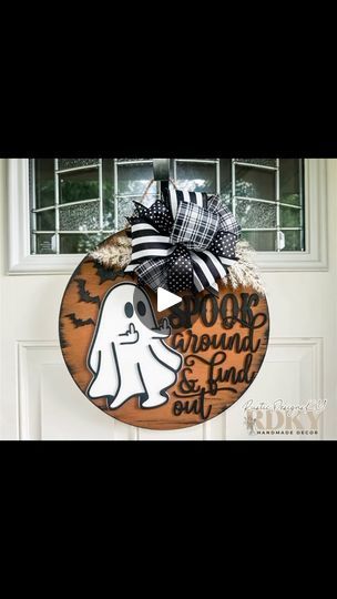 Diy Halloween Wreath, Door Wreaths Diy, Fall Projects, Halloween Signs, Sabrina Carpenter, Diy Wreath, Porch Decorating, Halloween Diy, Door Wreaths